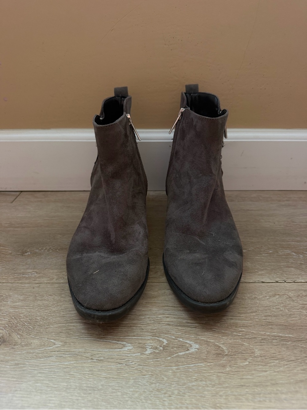 Calvin Klein Men's Charcoal Suede Chukka Boots with Side Zips
